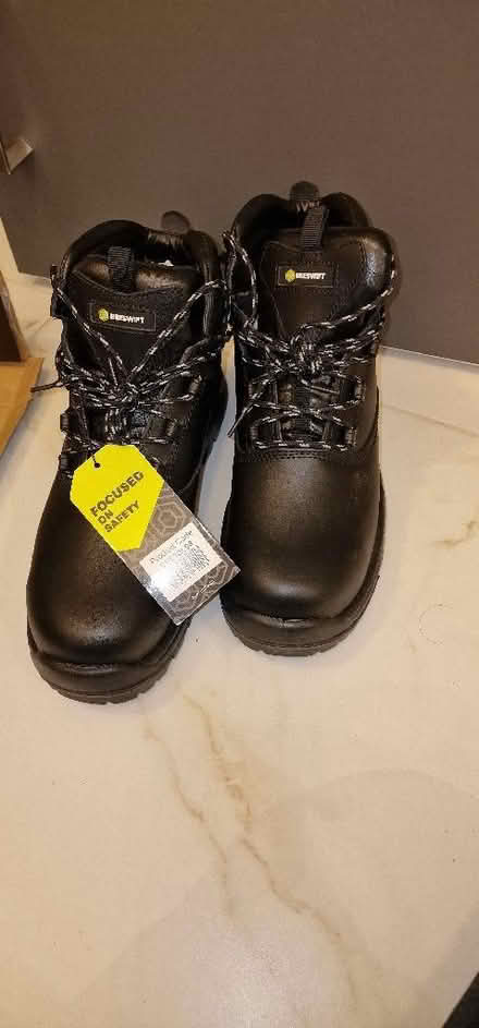Photo of free Size 42 safety boots. (Burnham SL2) #1