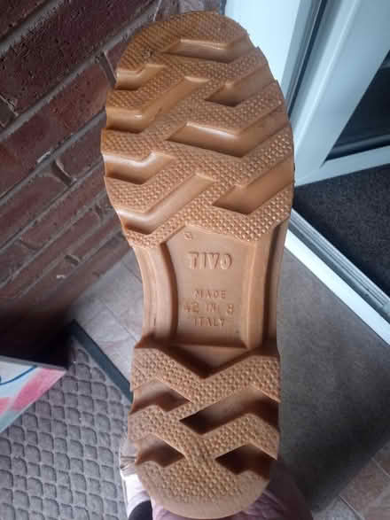 Photo of free Pair of green wellingtons size 8 (L19 Garston off South Mossley) #1