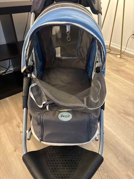 Photo of free Pet stroller (Chamblee) #3