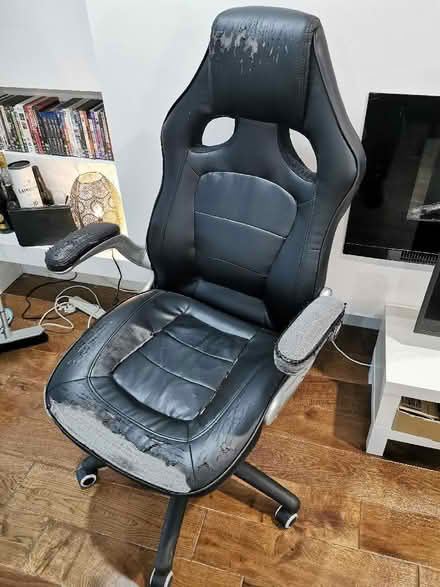 Photo of free Comfortable gaming /office chair (Great Western Park OX11) #1