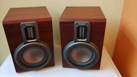 Photo of free Pair of speakers (Bricket Wood AL2) #1