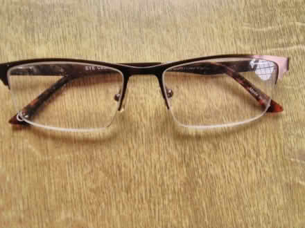 Photo of free Reading glasses +1 magnification (Fareham PO15) #1