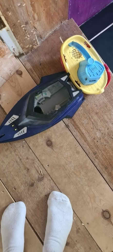 Photo of free 2 bath toy boats (ME1) #1