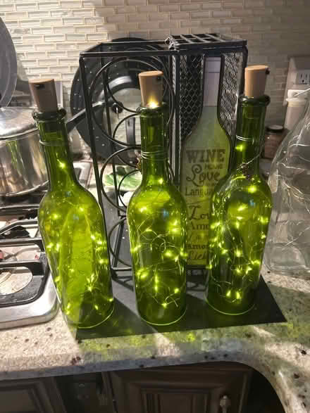 Photo of free Three bottle of wine rack (Wood-Ridge) #2
