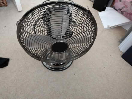 Photo of free Desk fan, does not rotate (Cannon Park CV4) #1