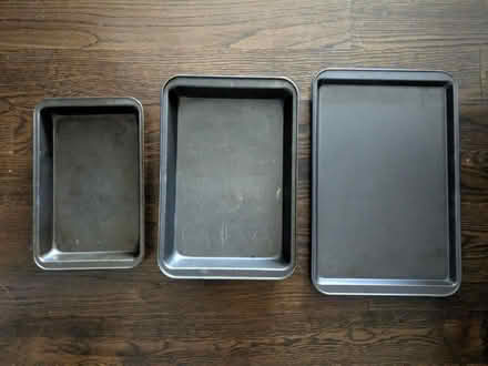 Photo of free Roasting pans (Crown Heights, Brooklyn) #1
