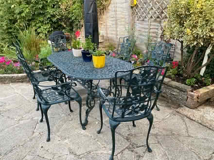Photo of free garden table and chairs - 6 seater (CR8) #1