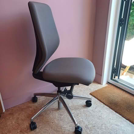 Photo of free Office chair (Phoenix Green RG27) #1