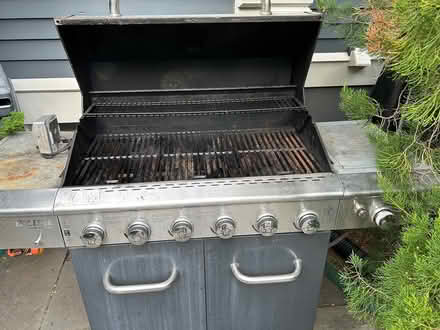 Photo of free Gas Grill — 6 burners (Wenham) #3