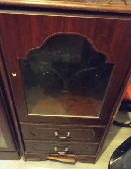Photo of free Sofa, office chair , wardrobe (Cv12bj) #4
