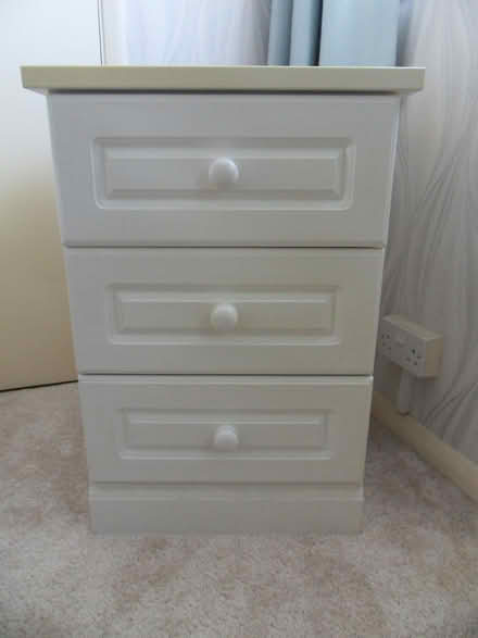 Photo of free Chest of drawers (Langley SL3) #1