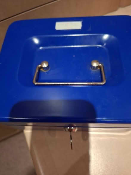 Photo of free Small lockable 'safe' (Panshanger AL7) #1