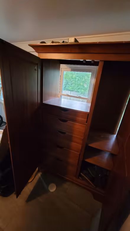 Photo of free Armoire (Aberdeen by train station) #2