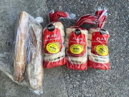 Photo of free English muffins & baguettes (Lake City/Meadowbrook) #1