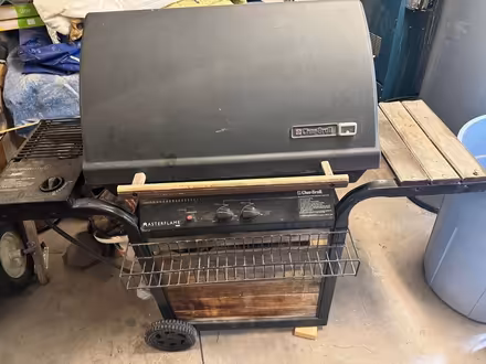 Photo of free Gas bbq grill (Ouray, Colorado near park) #3