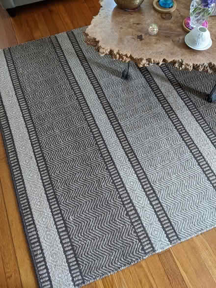 Photo of free 5' x 8' rug (near hospital) #2