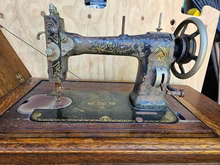Photo of free Old treddle sewing machine (Woronora Heights, NSW) #2