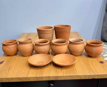 Photo of free Small Clay pots (Mississauga/ Streetsville) #1