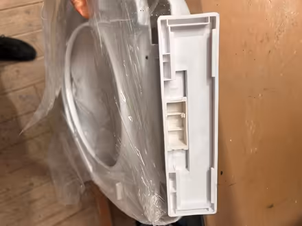 Photo of free Toilet Seat in plastic wrap (Cork city Centre) #2