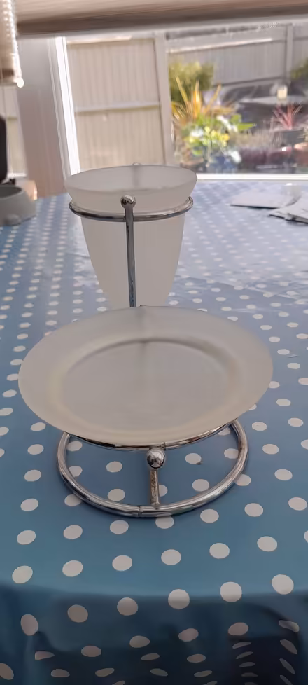 Photo of free Soap dish and toothbrush holder (Whitegrove RG42) #1