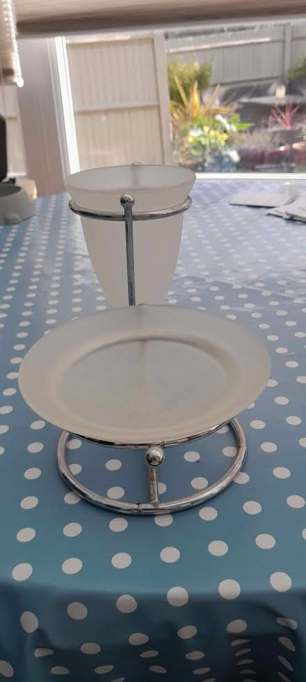 Photo of free Soap dish and toothbrush holder (Whitegrove RG42) #1