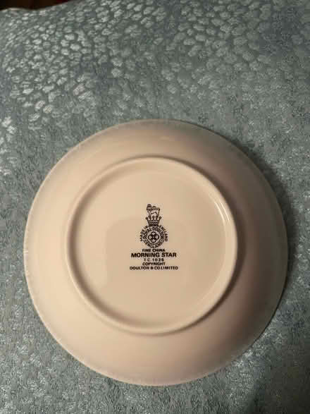 Photo of free Dinner service mixed items (Bampton OX18) #3