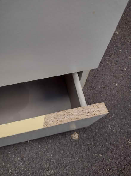 Photo of free IKEA Malm 3-Drawer ser (SO50) #4