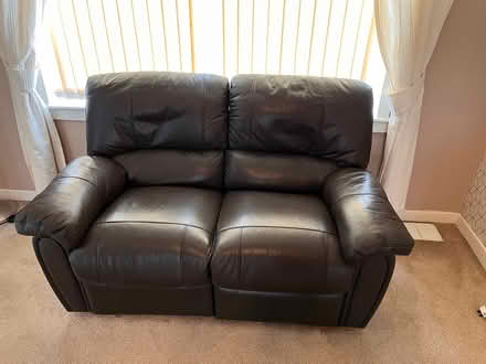 Photo of free Sofas (Paisley PA2) #2