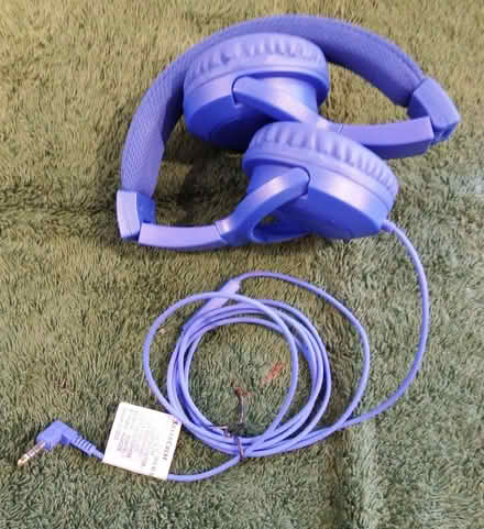 Photo of free Folding Headphones - Great for holidays. (Vale LA1) #1