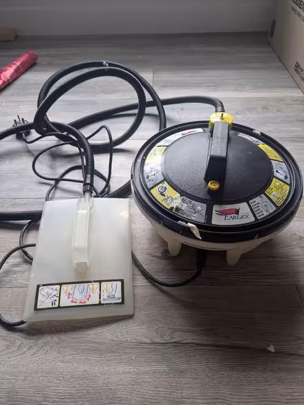 Photo of free Earlex wallpaper removal machine (Mosspark, Glasgow G52) #1