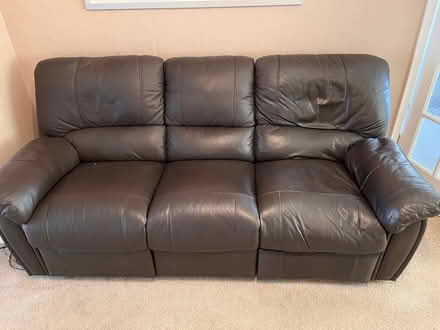 Photo of free Sofas (Paisley PA2) #1