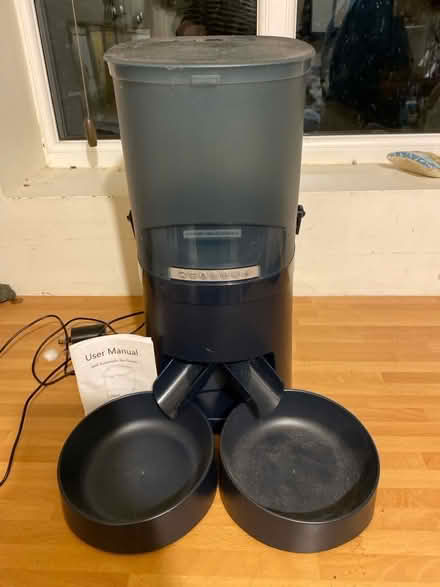 Photo of free Automatic Pet Feeder (Nettlebed RG9) #1