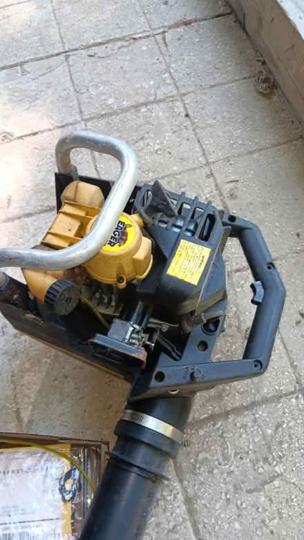 Photo of free Leaf blower plus carb rebuild kit (19095) #2