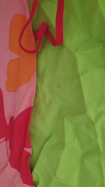 Photo of free Pink bed curtain/play tent (Dalston E8) #2
