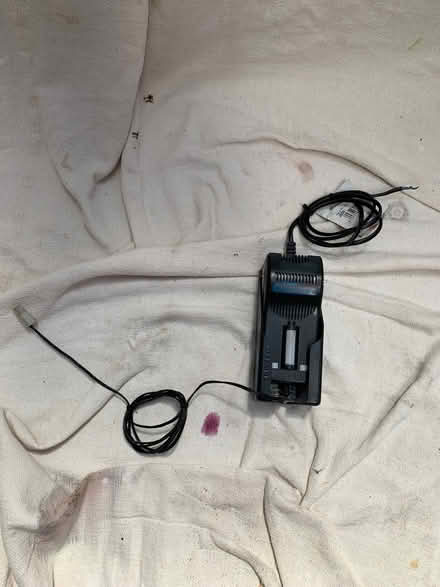 Photo of free Oxford Oximser Battery Charger. (Braintree CM7) #1