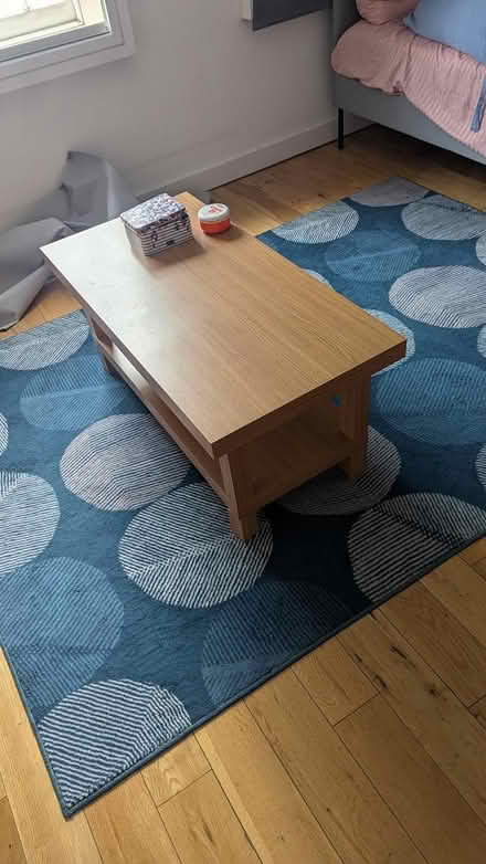 Photo of free Carpet and table (18 york way, N1 9AA) #1