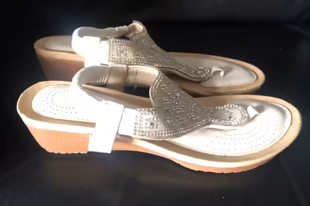 Photo of free Wedge Sandals size 3 (Westbury Wilts BA13) #3
