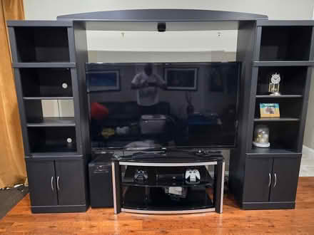 Photo of free Entertainment Console & TV Stand (Brandywine) #4