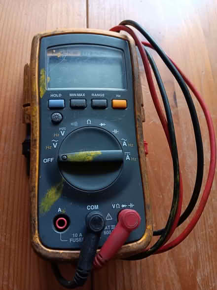 Photo of free Fluke 175 true RMS multimeter (Pant SY10) #1