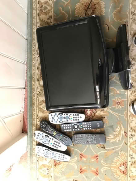 Photo of free Tv (Shepherds Bush) #1