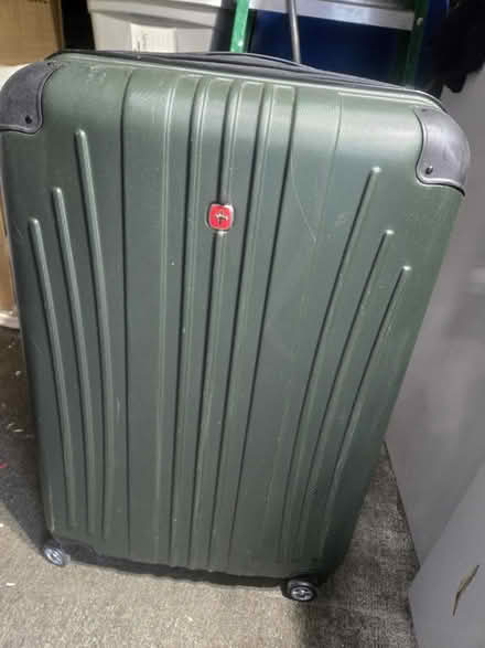 Photo of free Green Suitcase (Udist) #1