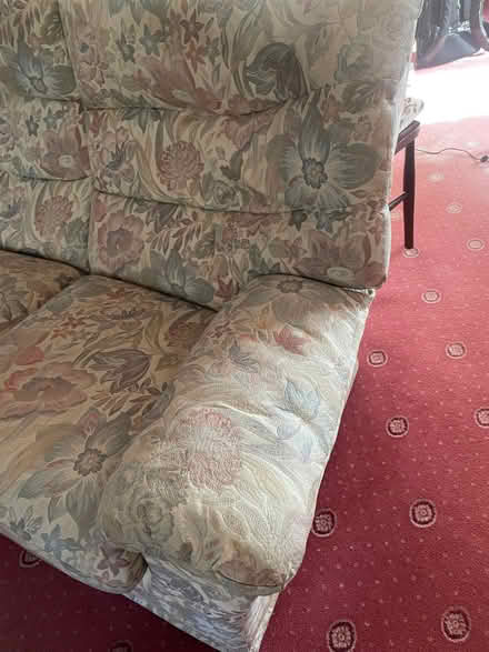 Photo of free Sofas (Ashingdon SS4) #4