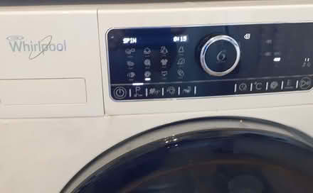 Photo of free Whirlpool 10kg Washing Machine - shabby but working (Ramslye TN4) #2