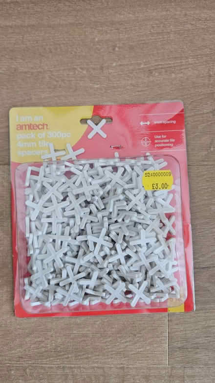 Photo of free 4mm Tile spacers (Hollingbury BN1) #1
