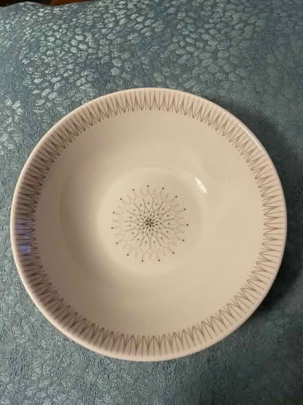 Photo of free Dinner service mixed items (Bampton OX18) #2