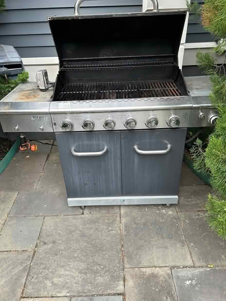 Photo of free Gas Grill — 6 burners (Wenham) #1