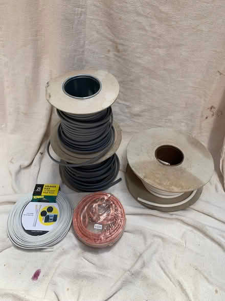 Photo of free Mixed domestic cable. (Braintree CM7) #1