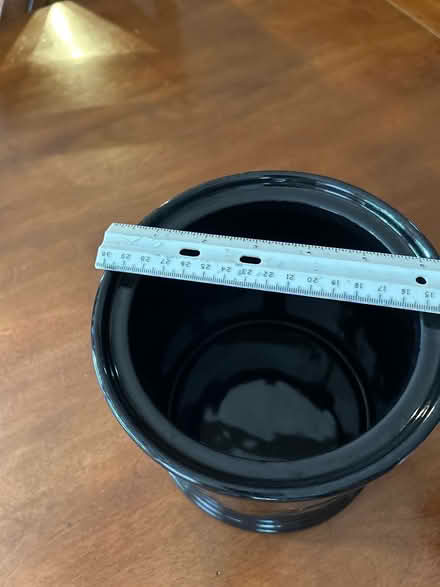 Photo of free Canister, no lid (Freedom and Drake) #2
