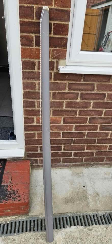Photo of free Roller blind (Mk42) #1