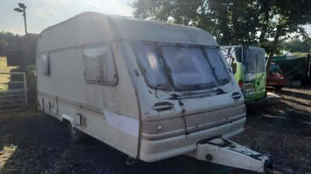 Photo of free Old 1990 Avondale Caravan (Bexley. DA5) #3